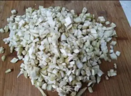 Make Cheese onions for noodles step 0