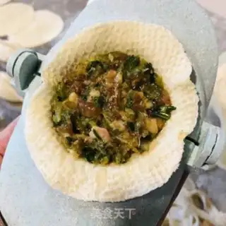 Make Celery pork dumplings step 9