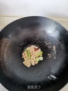 Make A red-burned minnow step 4