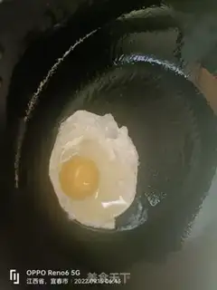 Make Hand grab cake step 2