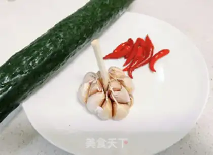 Make Spicy cucumber step 0