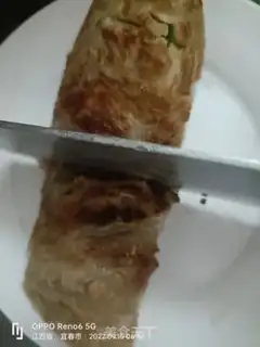Make Hand grab cake step 9