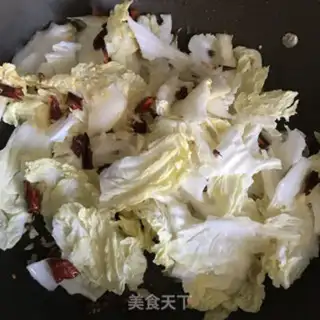 Make Spicy hand tore the cabbage step 4