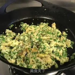 Make Fried eggs step 5