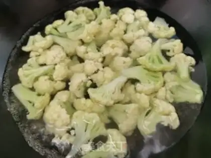 Make Spicy pickles step 1