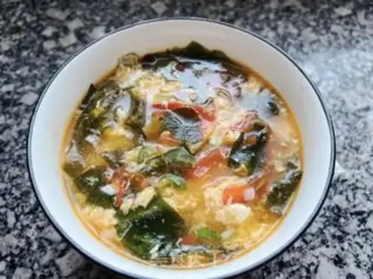 Make The bouquet and eggflower soup step 5
