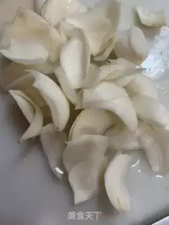 Make Lily Spears sweet soup step 2