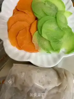 Make Carrot and shrimp step 0