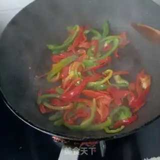 Make Wrinkled peppers with chicken legs step 6