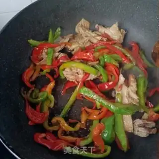 Make Wrinkled peppers with chicken legs step 8