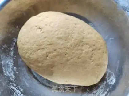 Make The red sugar pumpkin cut the buns step 3