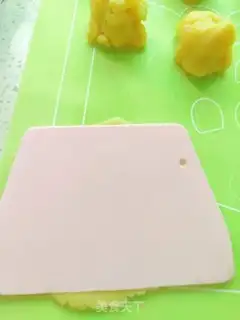 Make pineapple ostrich step 7