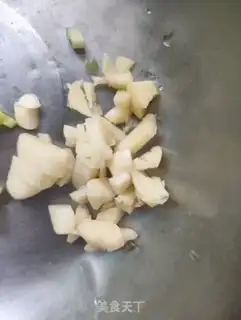 Make Beefball celery soup step 2