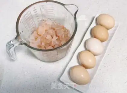 Make Eggs and shrimp step 0