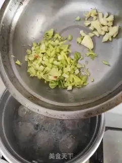 Make Beefball celery soup step 5