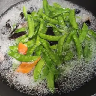 Make Shrimp is fried step 5