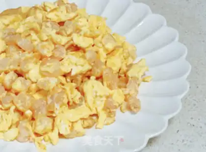 Make Eggs and shrimp step 5