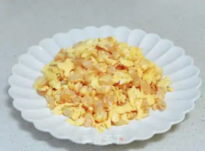 Make Eggs and shrimp step 6
