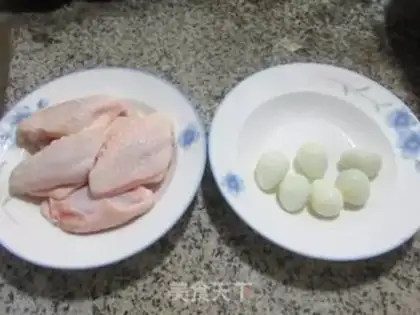 Make Chicken wings with quail eggs step 0