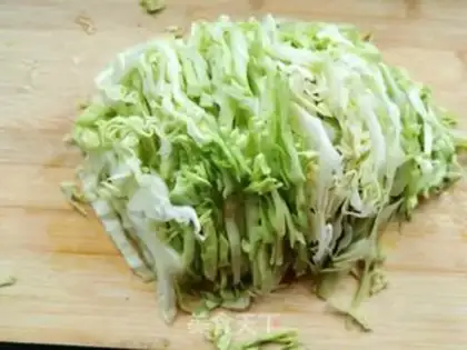 Make A cabbage mix fan step 1