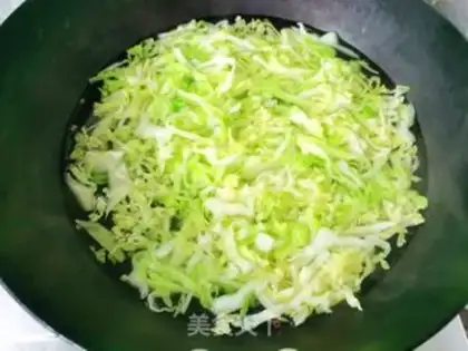 Make A cabbage mix fan step 2