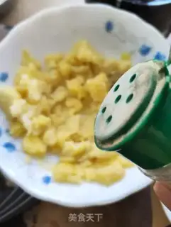 Make Volcanic eruption step 2