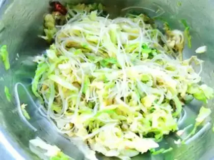 Make A cabbage mix fan step 7