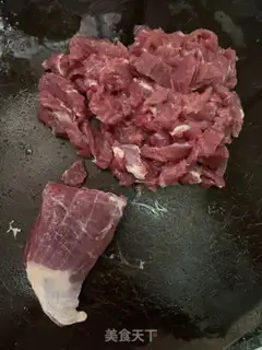 Make Tomato beef noodles step 1
