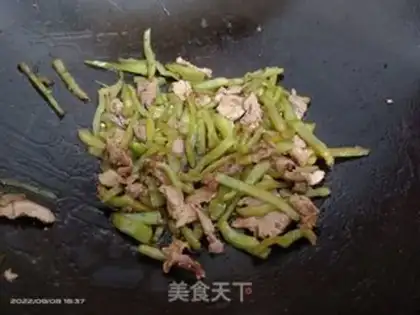 Make Chili fried meat step 3
