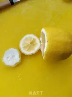 Make Simple lemonade step 1