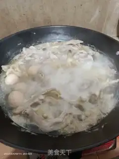 Make Old chicken paws, duck palms step 2