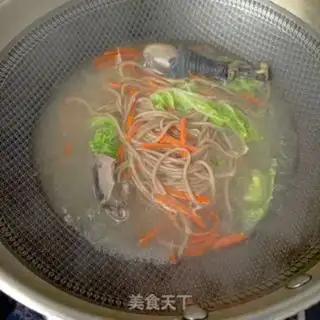 Make Chicken soup and wheat noodles step 6