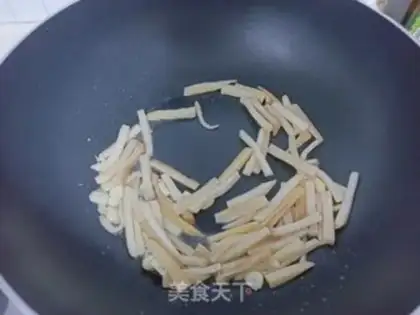 Make Pepper fried abalone mushrooms step 5