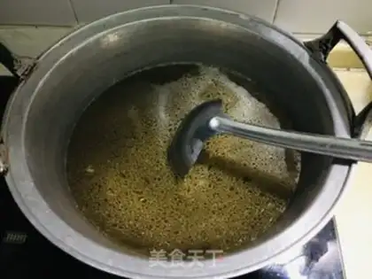 Make Chicken soup, noodle nest step 4