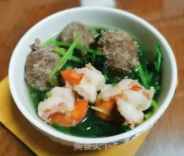 Make Shrimp beefball soup step 8