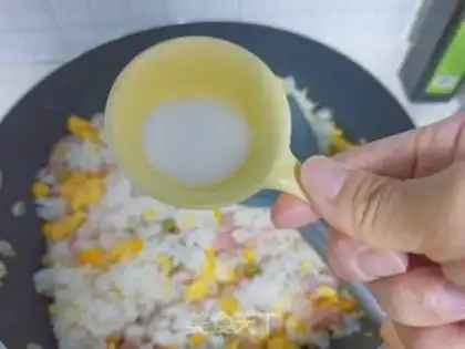 Make A grapefruit fried rice step 10