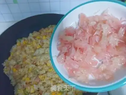 Make A grapefruit fried rice step 12