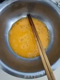 Make Tomato lily egg soup step 2