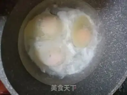 Make Red sugar boiled eggs step 2