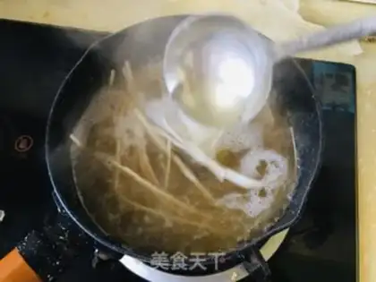 Make Chicken soup, noodles step 3