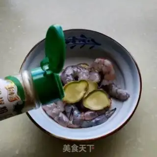 Make Shrimp melon noodles step 0