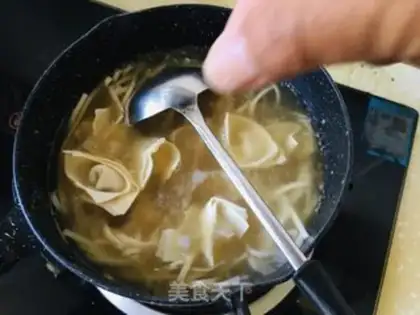 Make Chicken soup, noodles step 4