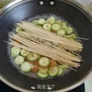 Make Shrimp melon noodles step 6
