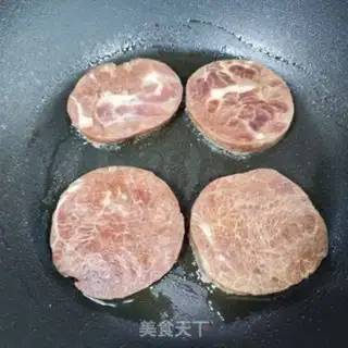 Make Fried steak step 1