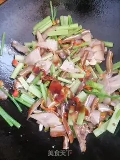 Make Celery with pig ears step 4