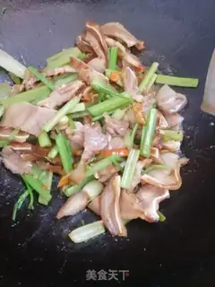 Make Celery with pig ears step 5
