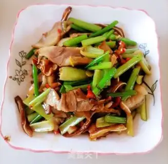 Make Celery with pig ears step 6