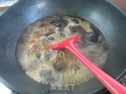 Make Potato-cracked duck step 8