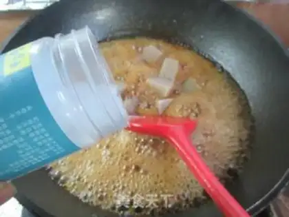 Make Potato-cracked duck step 10