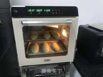 Make Cream cream bread step 6